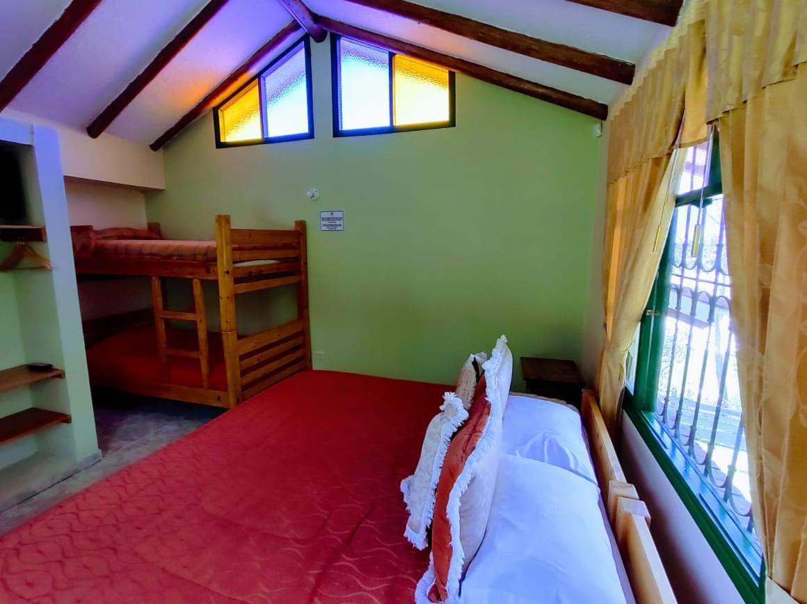 Hotel Cabanas San Cayetano Paipa Bagian luar foto