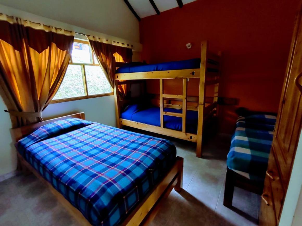 Hotel Cabanas San Cayetano Paipa Bagian luar foto