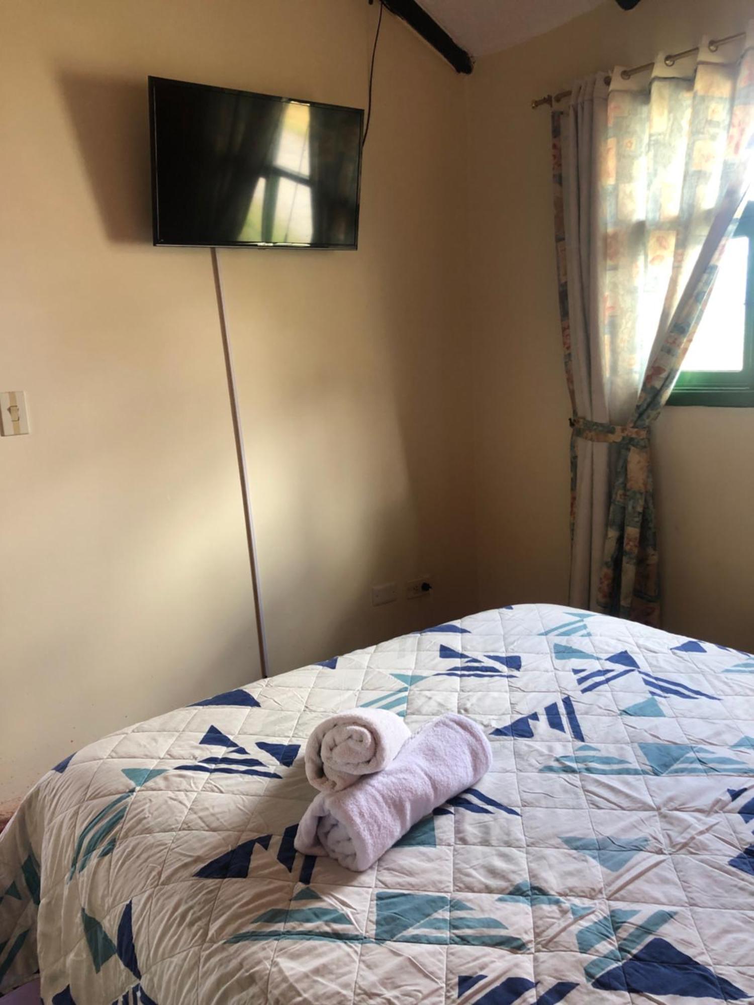Hotel Cabanas San Cayetano Paipa Bagian luar foto
