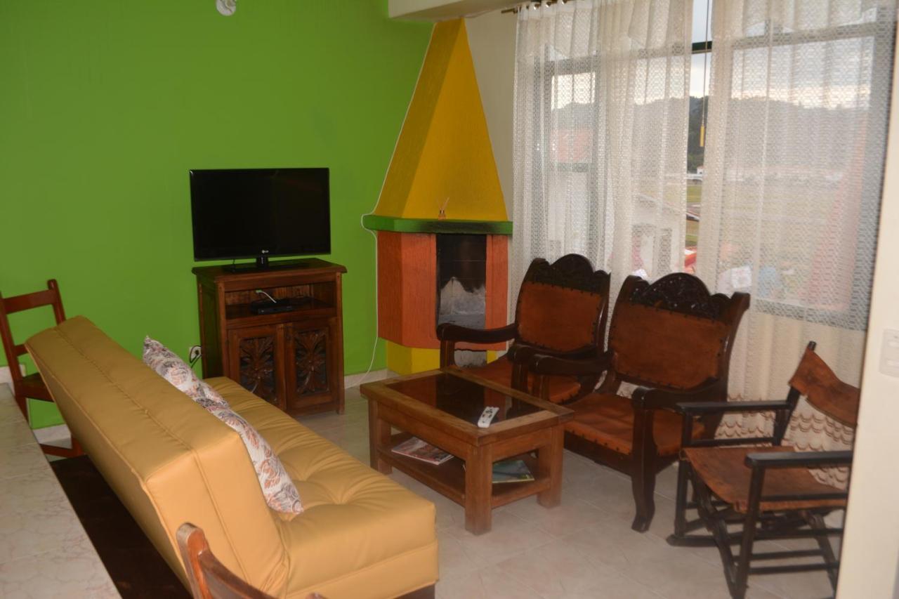 Hotel Cabanas San Cayetano Paipa Bagian luar foto