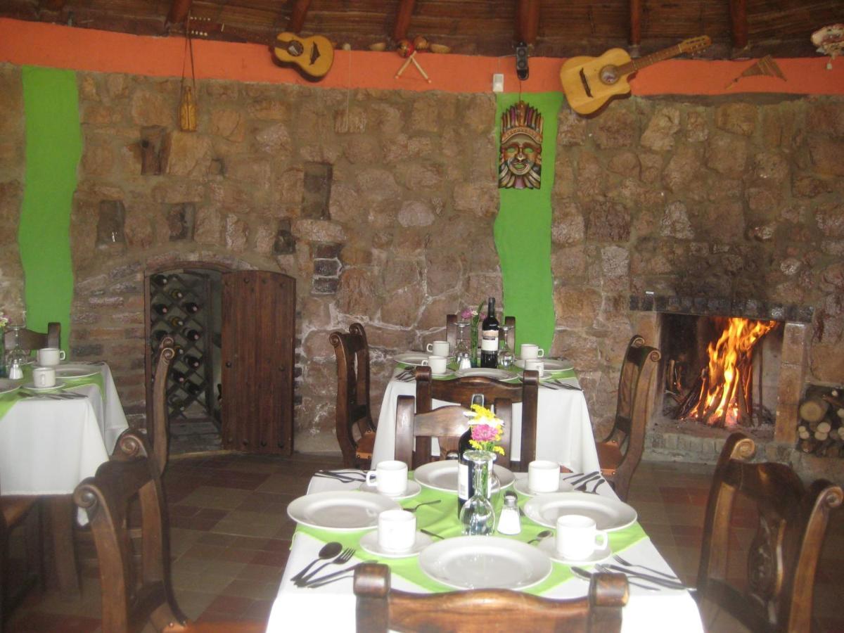 Hotel Cabanas San Cayetano Paipa Bagian luar foto