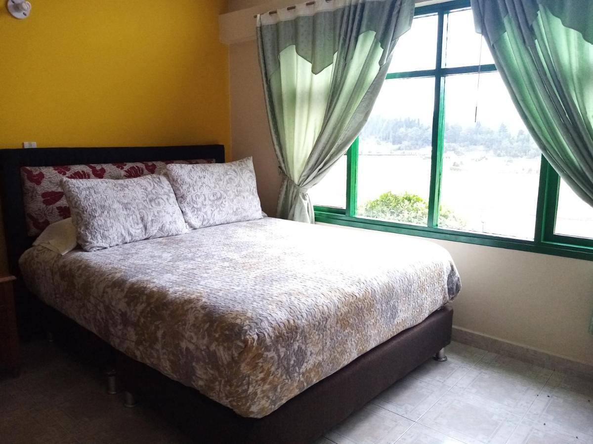 Hotel Cabanas San Cayetano Paipa Bagian luar foto