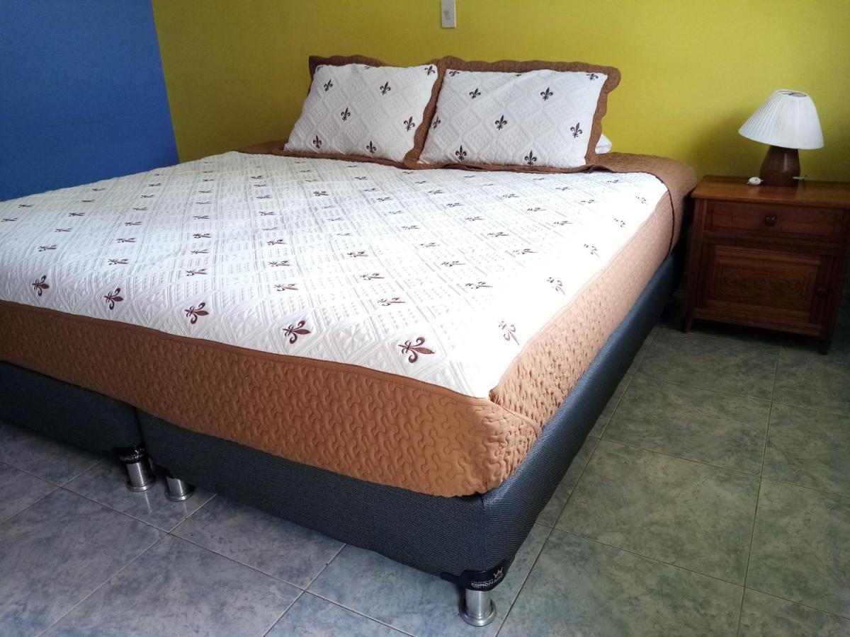Hotel Cabanas San Cayetano Paipa Bagian luar foto